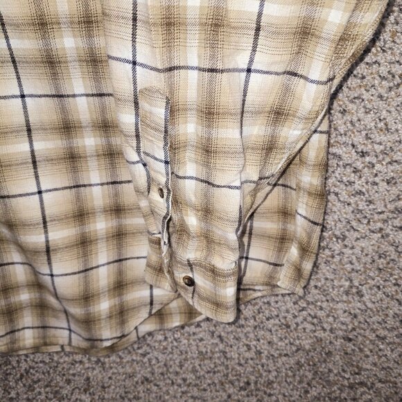 Eddie Bauer Shirt Mens Large Button Up Brown Plaid Flannel Cotton Pocket Casual - Picture 3 of 7